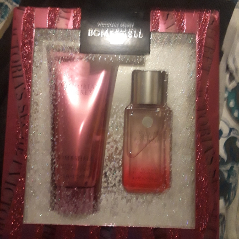 BOMBSHELL by Victoria SECRET - Picture 1 of 1